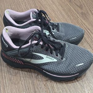 Brooks Adrenaline GTS 22 Athletic Running Shoes Sneakers 8.5